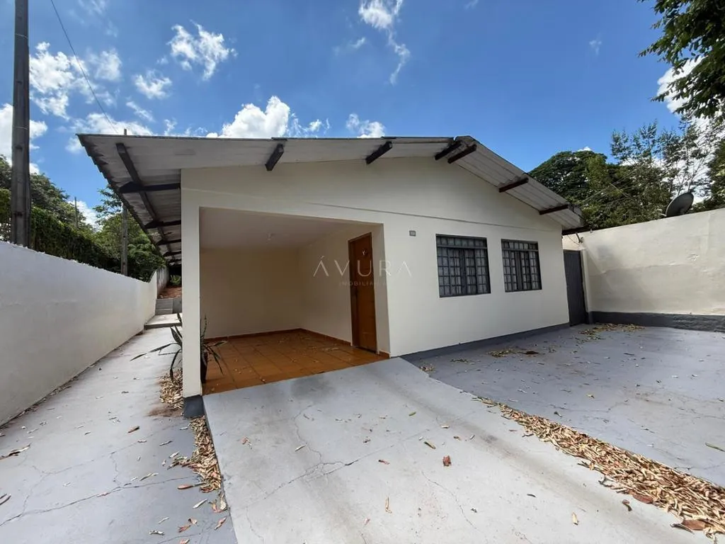 Casa à venda em Maringá, Vila Marumby, com 1 suíte, Jardim Tabaete