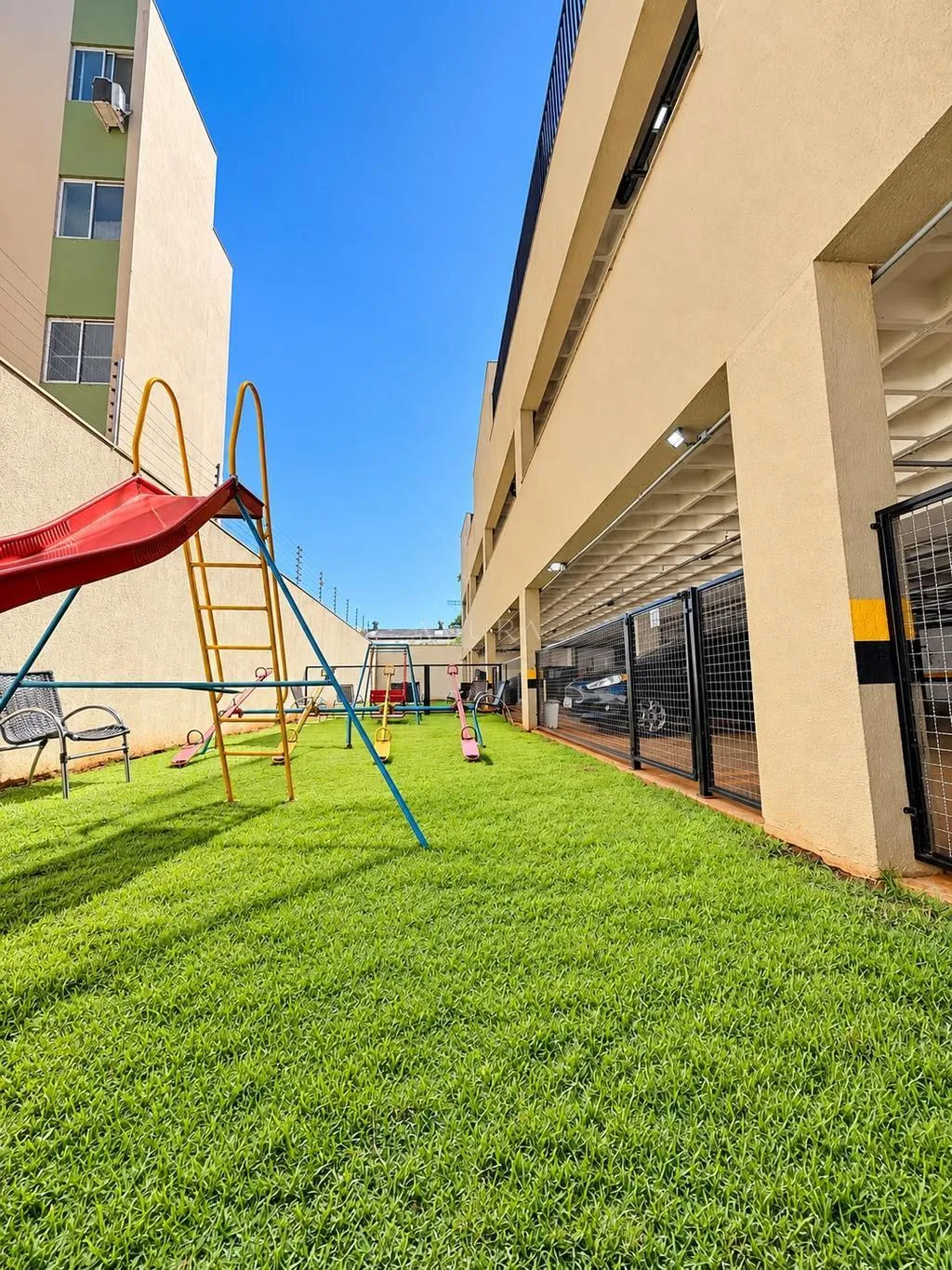 Apartamento à venda em Maringá, Zona 07, com 2 quartos, com 55,17 m², Rouget Village — foto 12