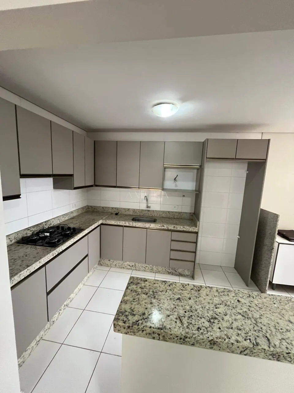 Apartamento à venda em Maringá, Zona 08, com 1 suíte, com 87,42 m², Terraço Bela Vista — foto 5