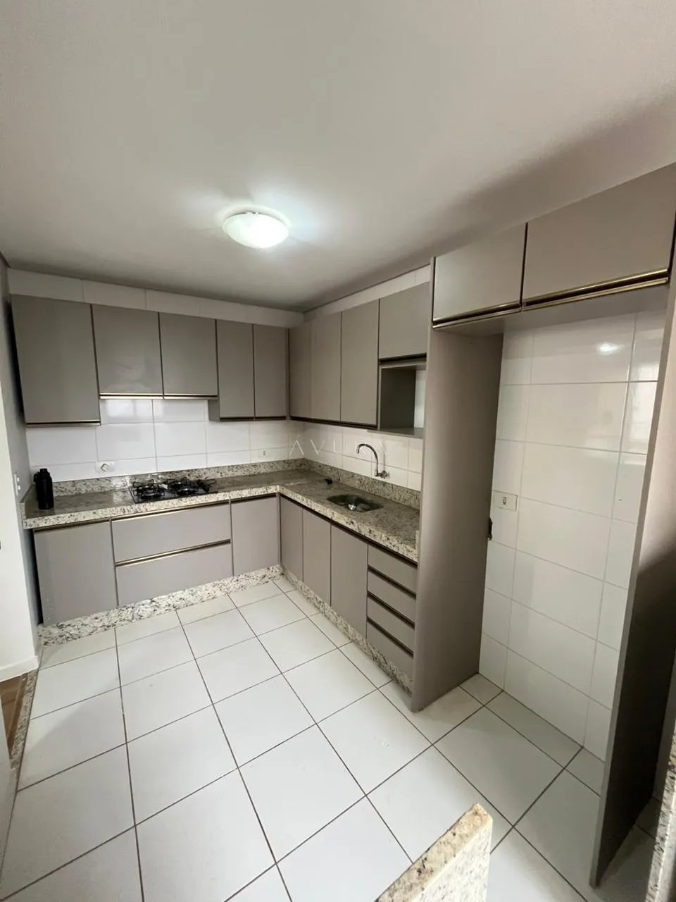 Apartamento à venda em Maringá, Zona 08, com 1 suíte, com 87,42 m², Terraço Bela Vista — foto 4