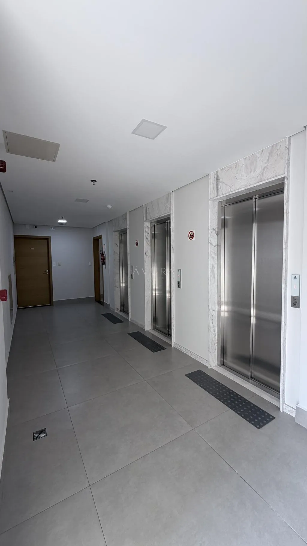 Sala à venda em Maringá, Zona 01, com 69,86 m², Edifício Centro Empresarial São Francisco de Assis — foto 6
