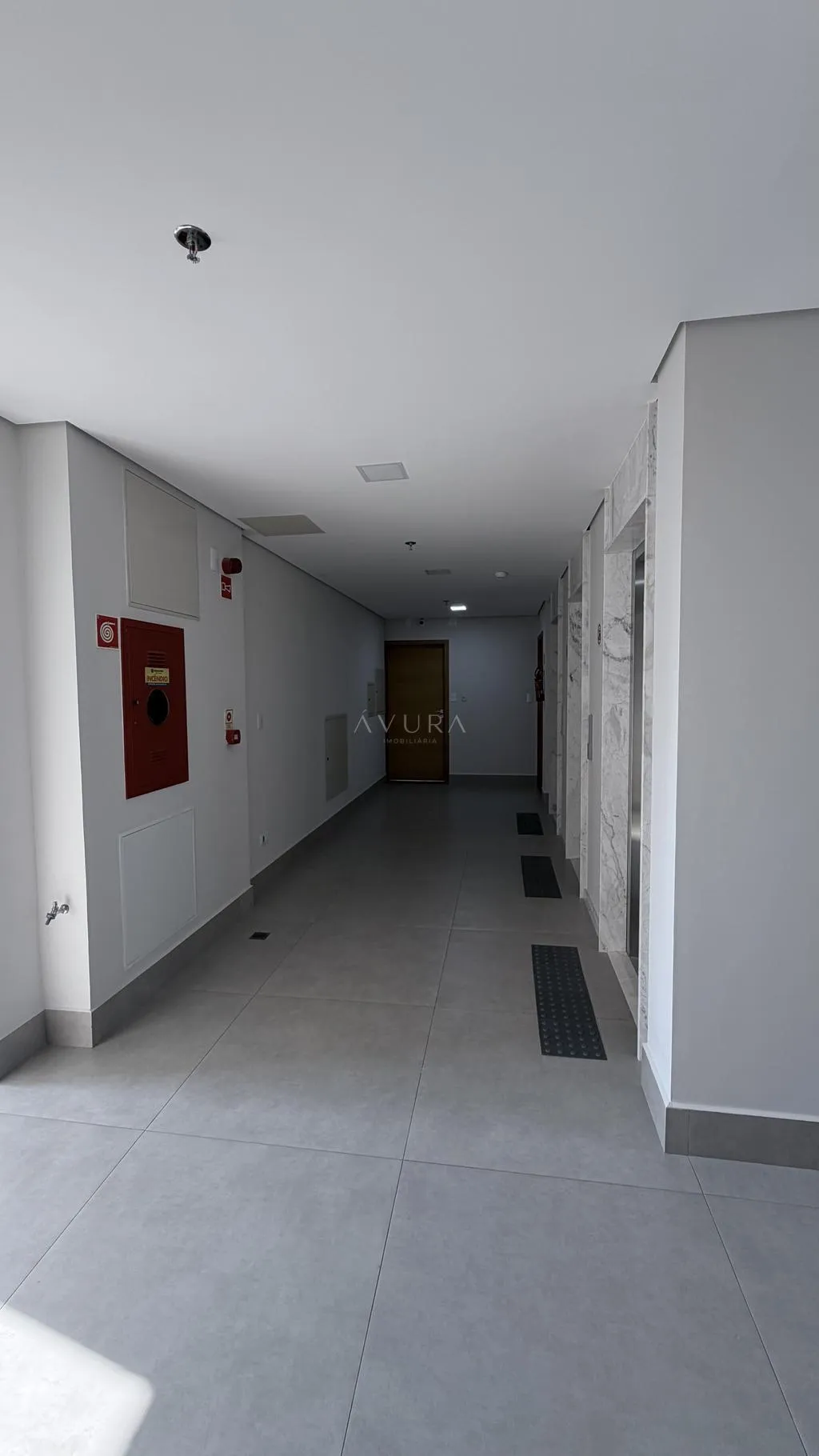 Sala à venda em Maringá, Zona 01, com 69,86 m², Edifício Centro Empresarial São Francisco de Assis — foto 5