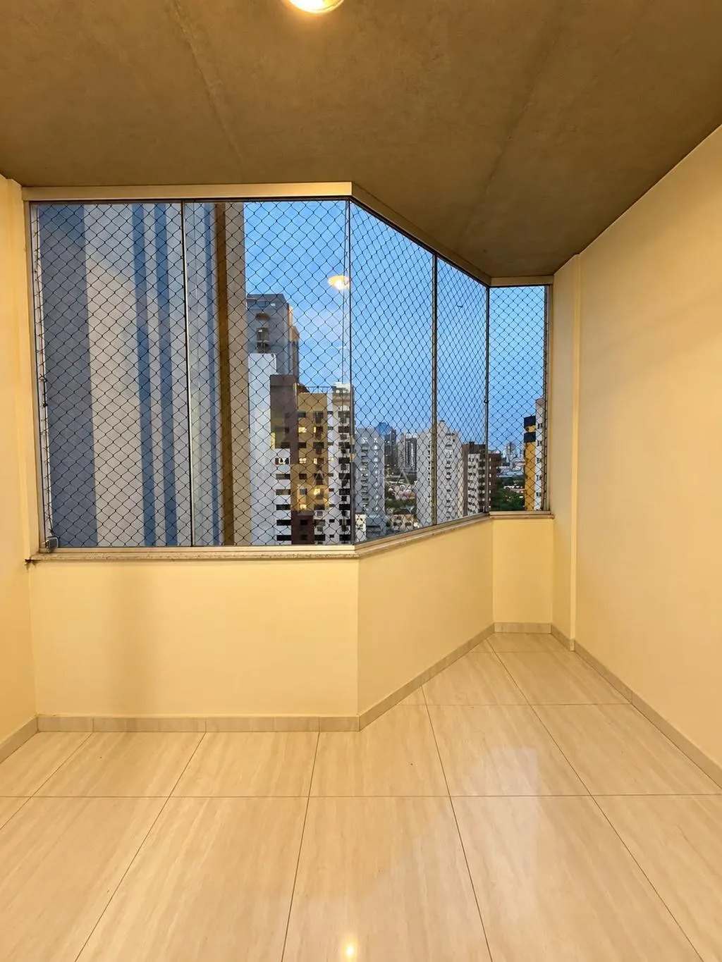 Apartamento à venda em Maringá, Zona 01, com 1 suíte, com 114,13 m² — foto 4