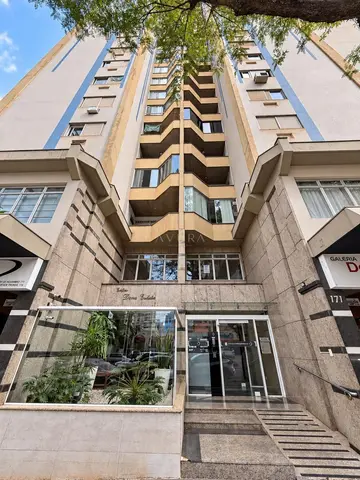 Apartamento à venda em Maringá, Zona 01, com 1 suíte, com 114,13 m²