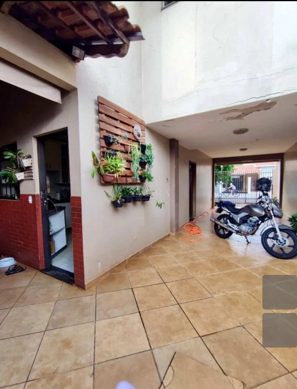 Sobrado à venda em Maringá, Jardim Santa Helena, com 1 suíte, Jardim Santa Helena — foto 17