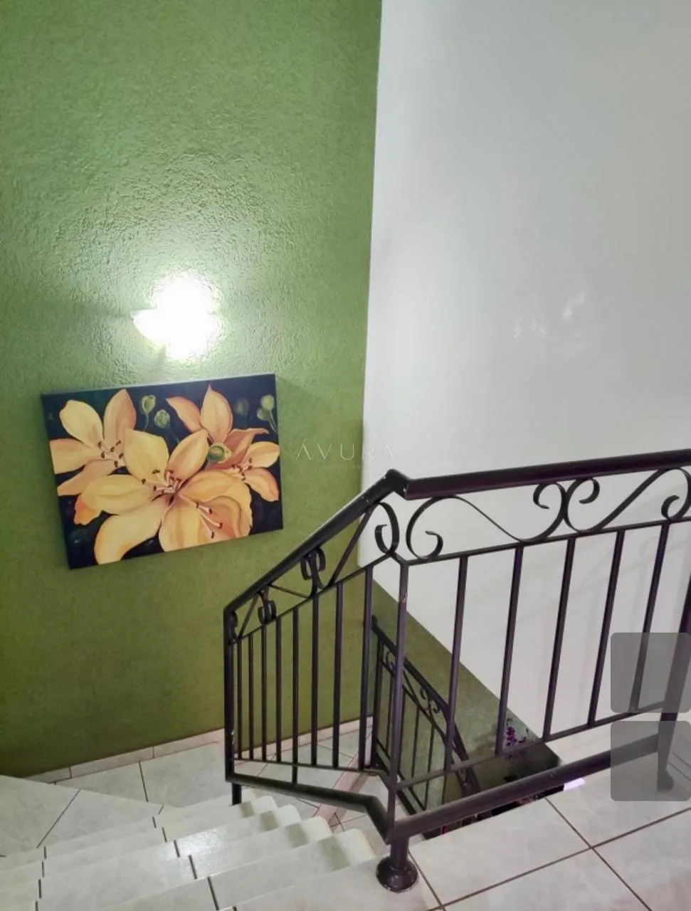 Sobrado à venda em Maringá, Jardim Santa Helena, com 1 suíte, Jardim Santa Helena — foto 4