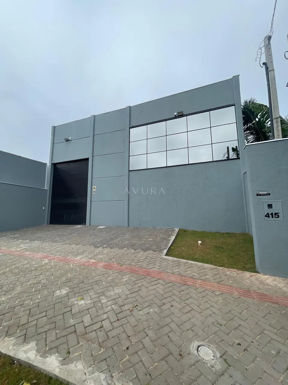 Barracão à venda em Maringá, Zona 06, com 330 m², Zona 06