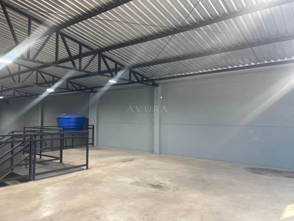Barracão à venda em Maringá, Zona 06, com 330 m², Zona 06 — foto 7