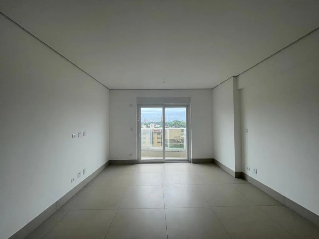 Apartamento à venda em Maringá, Zona 01, com 4 suítes, com 234 m², Condomínio Edifício Eng. Antonio Schwabe — foto 15