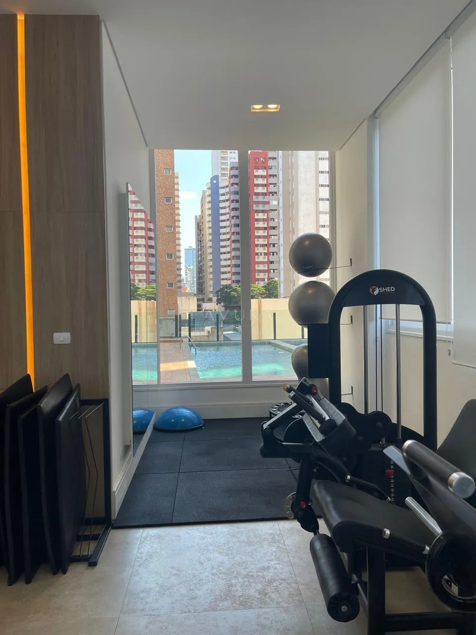 Apartamento à venda em Maringá, Zona 01, com 4 suítes, com 234 m², Condomínio Edifício Eng. Antonio Schwabe — foto 29