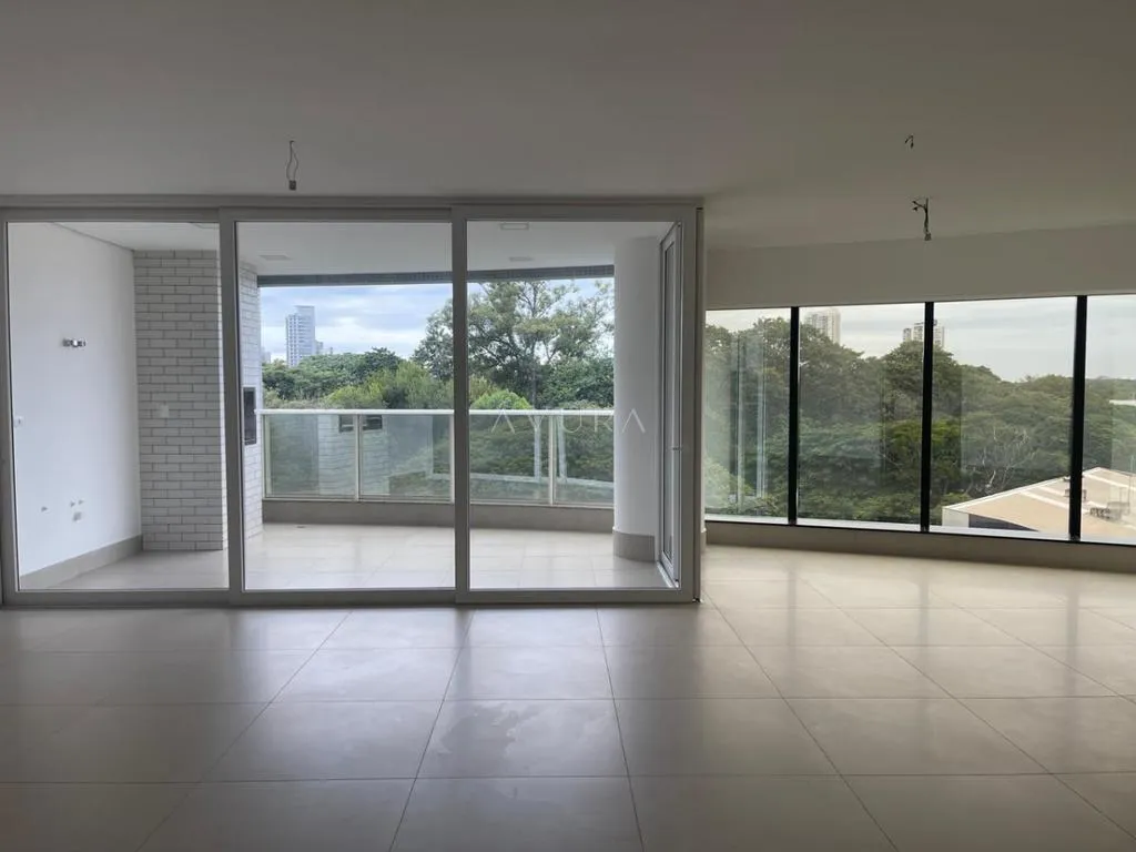 Apartamento à venda em Maringá, Zona 01, com 4 suítes, com 234 m², Condomínio Edifício Eng. Antonio Schwabe — foto 7