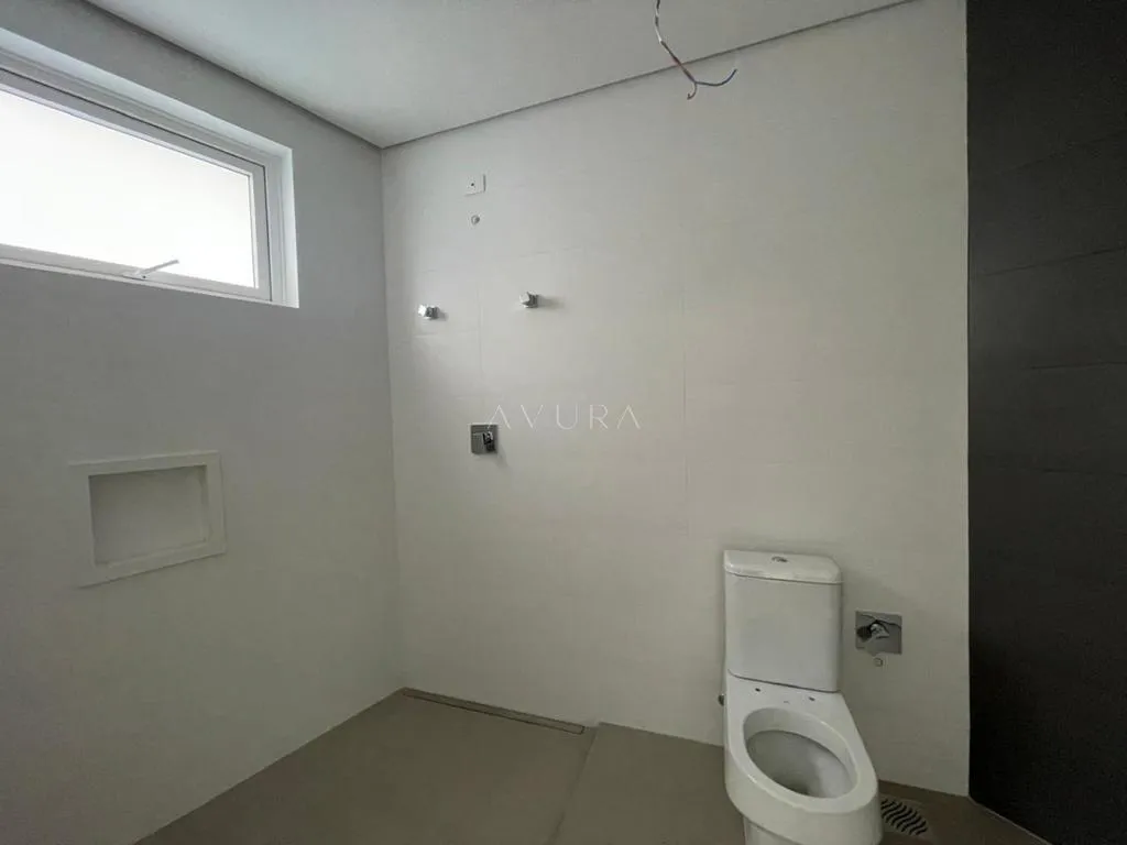 Apartamento à venda em Maringá, Zona 01, com 4 suítes, com 234 m², Condomínio Edifício Eng. Antonio Schwabe — foto 17