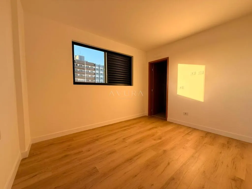 Apartamento Duplex à venda em Maringá, Zona 07, com 3 suítes, com 145,16 m², Zona 07 — foto 10