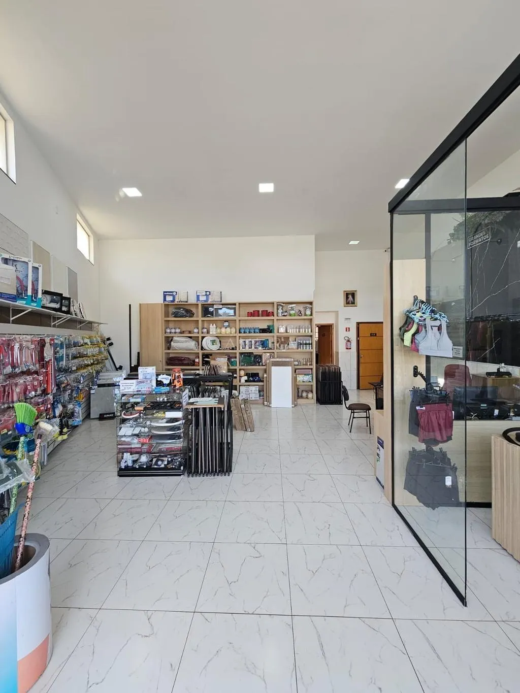 Salão à venda em Maringá, Jardim Colina Verde, com 102,35 m², Jardim Colina Verde — foto 5