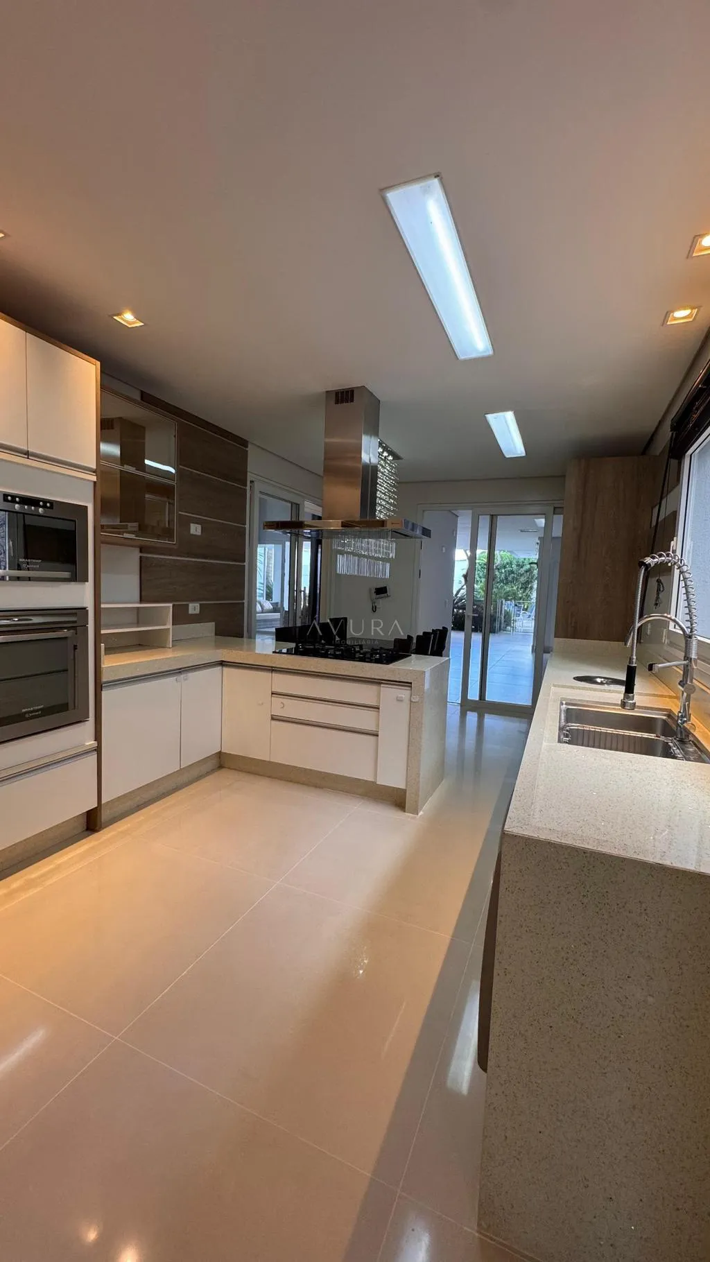 Casa à venda em Maringá, Zona 02, com 4 suítes, Zona 02 — foto 9