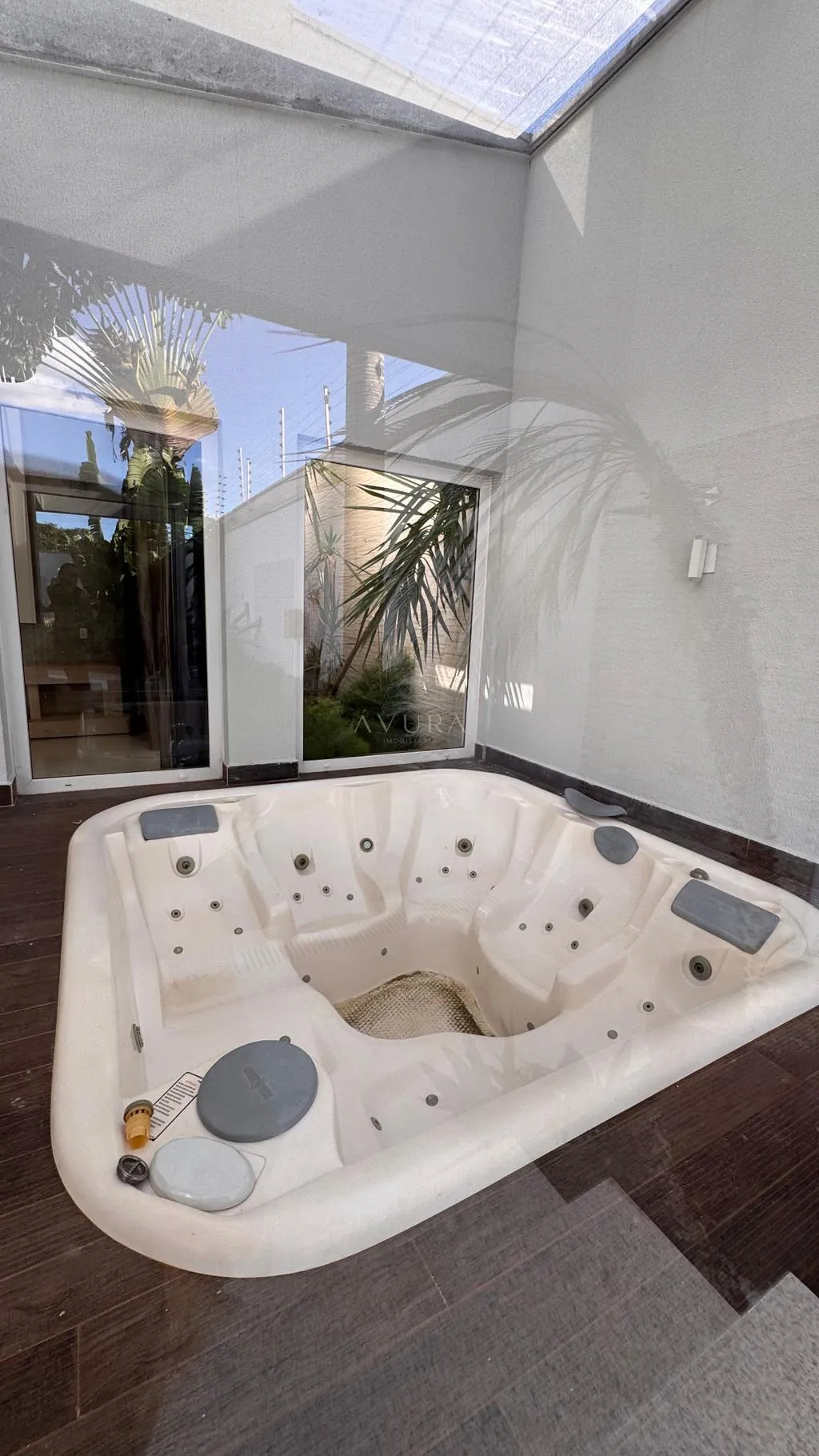 Casa à venda em Maringá, Zona 02, com 4 suítes, Zona 02 — foto 22