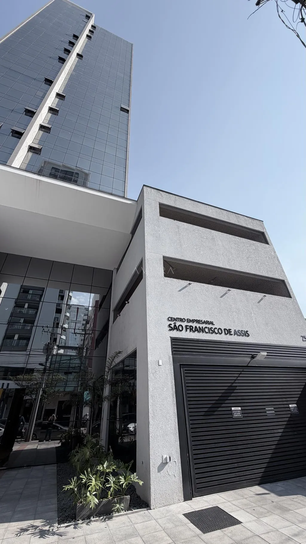 Sala à venda em Maringá, Zona 01, com 69,86 m², Edifício Centro Empresarial São Francisco de Assis — foto 3