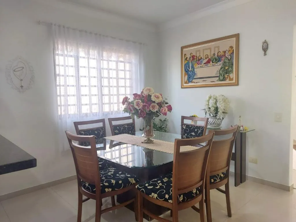 Casa à venda em Maringá, Vila Marumby, com 2 suítes, Vila Marumby — foto 3