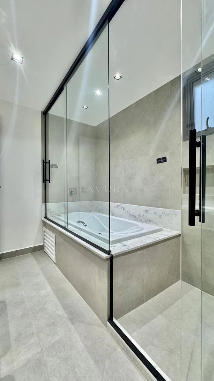 Apartamento à venda em Maringá, Zona 03, com 3 suítes, com 161 m², Evidence — foto 17