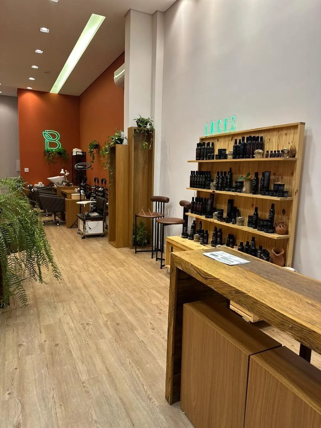 Salão à venda em Maringá, Zona 02, com 80 m², Zona 02 — foto 4