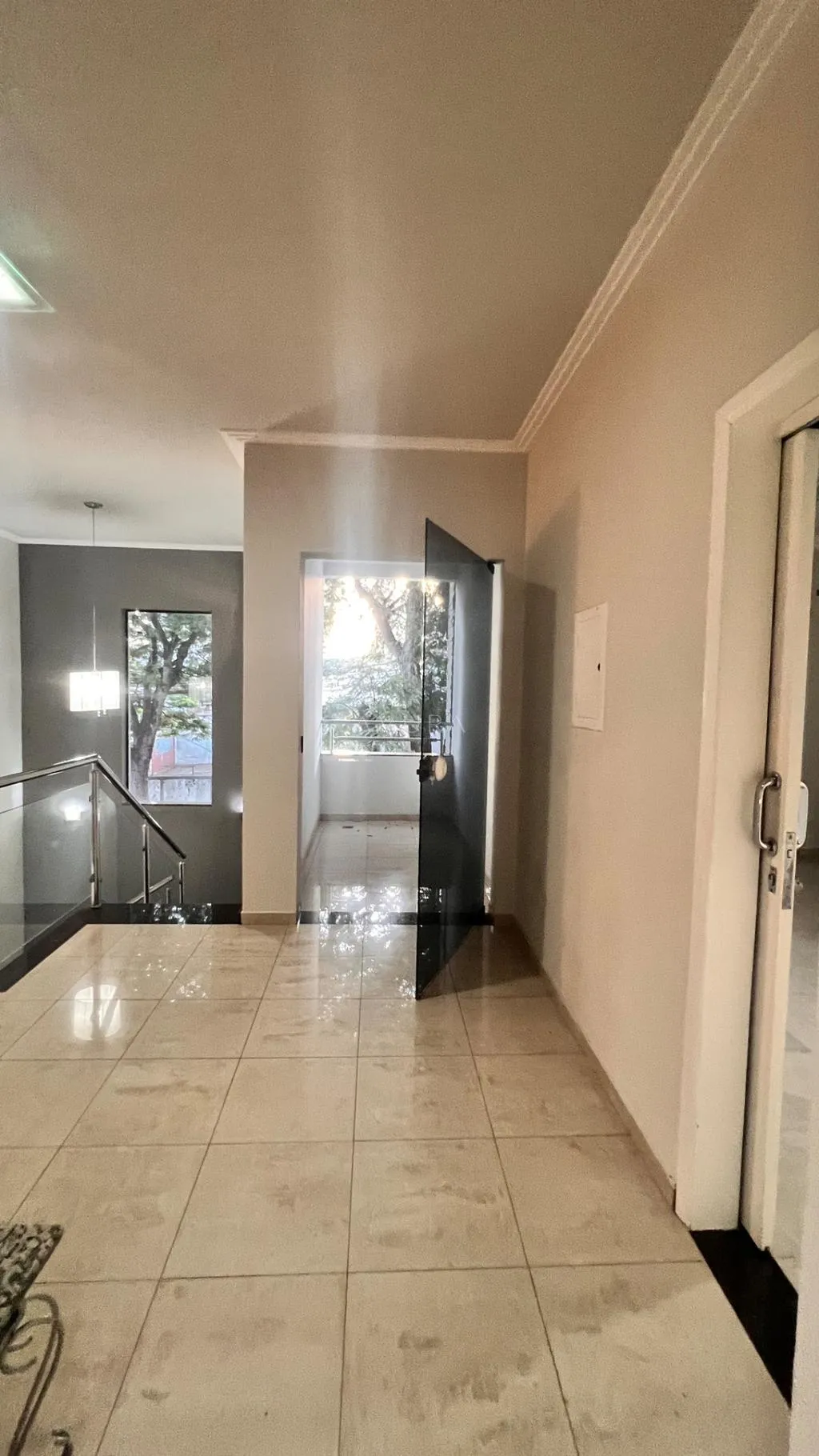 Sobrado à venda em Maringá, Zona 03, com 3 suítes, Zona 03 — foto 5