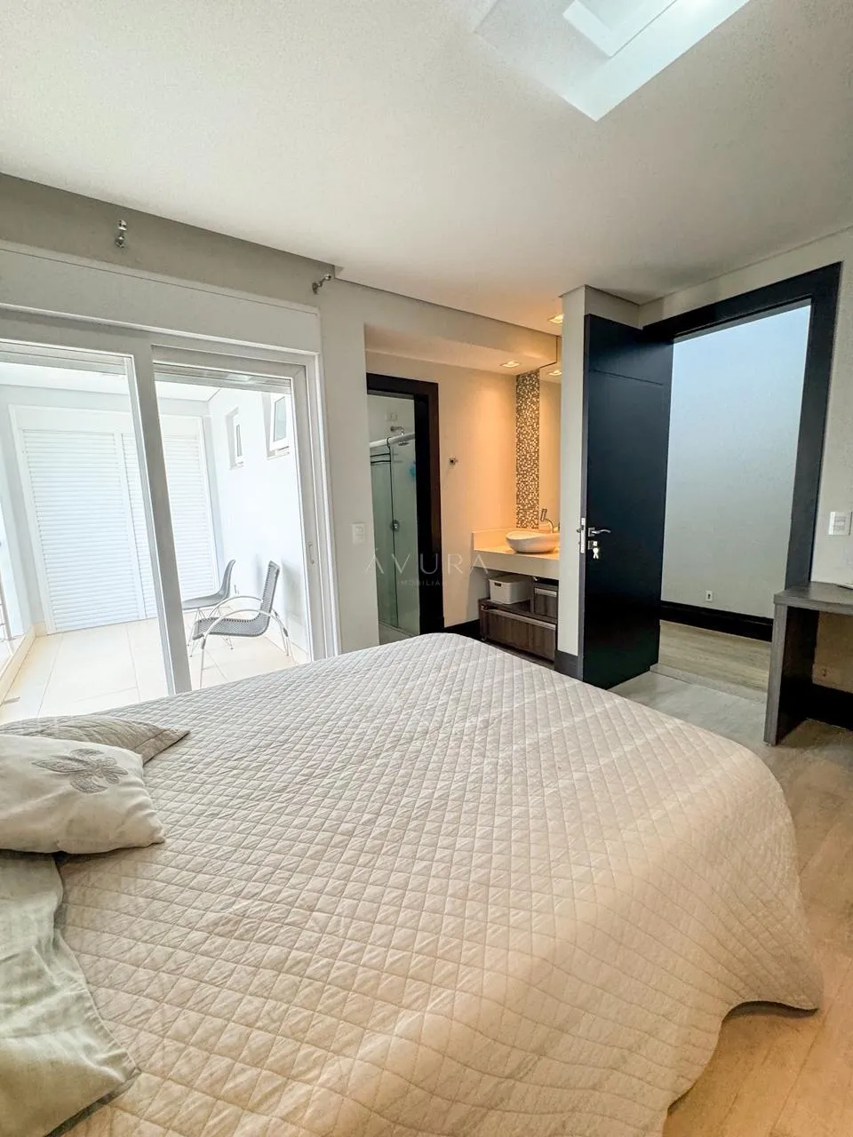 Casa à venda em Maringá, Jardim Novo Horizonte, com 4 suítes, Condomínio Villagio Bourbon — foto 30